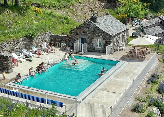 Кемпинг & Sabatoux 2*